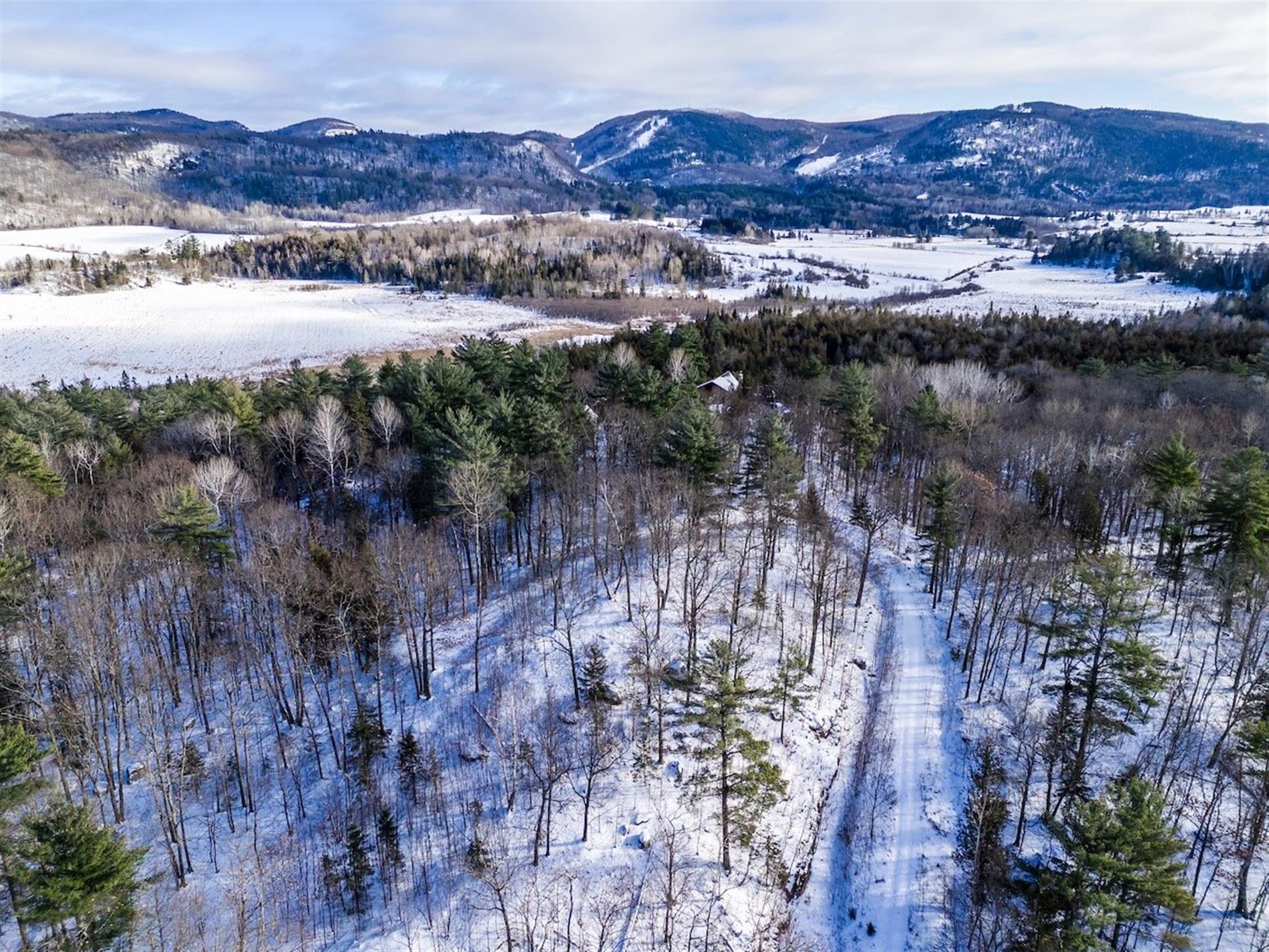 89 Mtée du Lac — photo 2