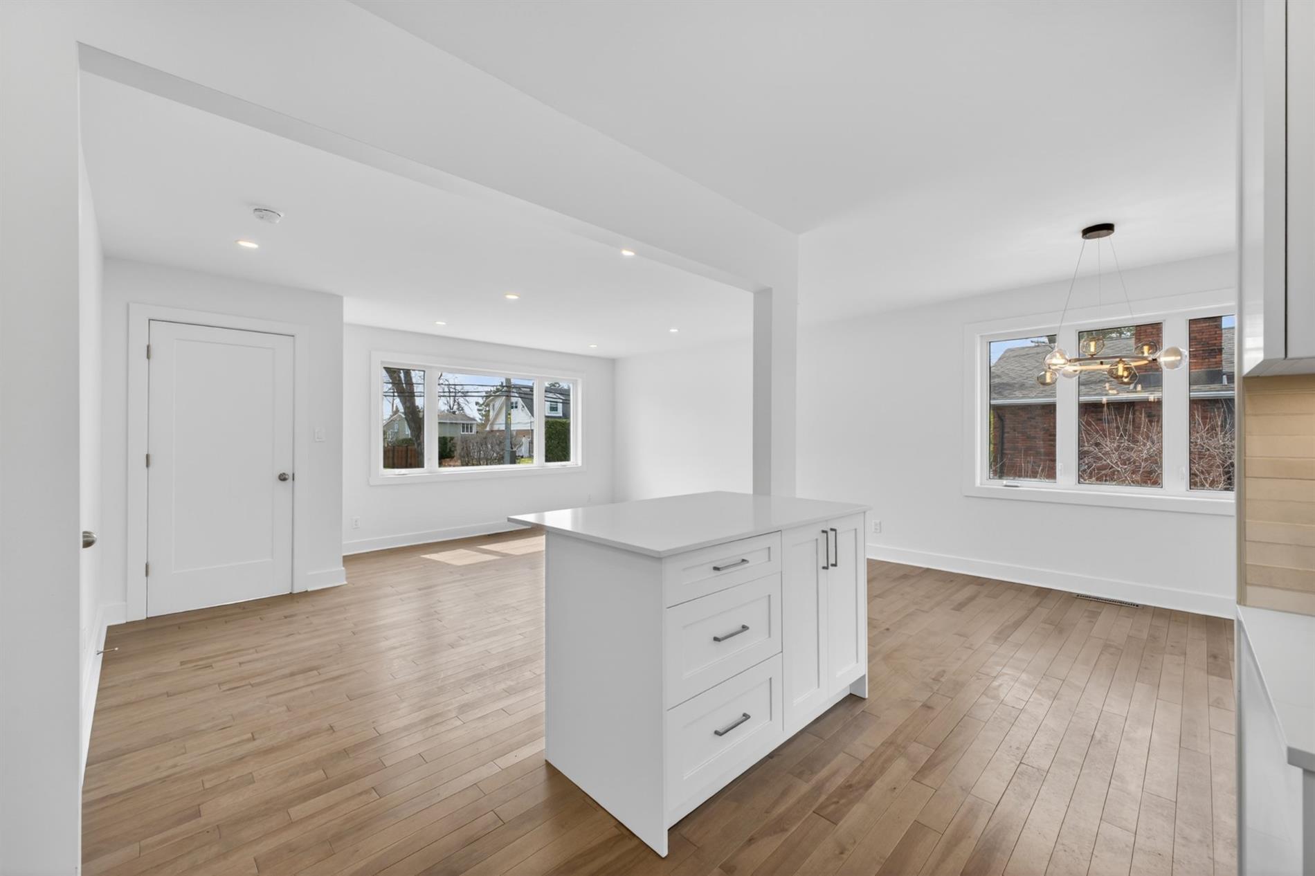 149 Rue Sherbrooke — photo 2