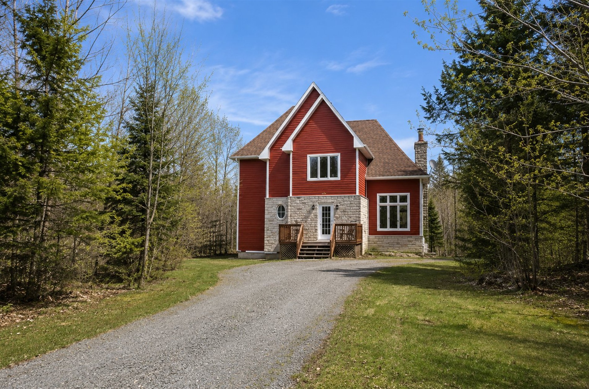 960 Ch. du Belvédère — photo 1