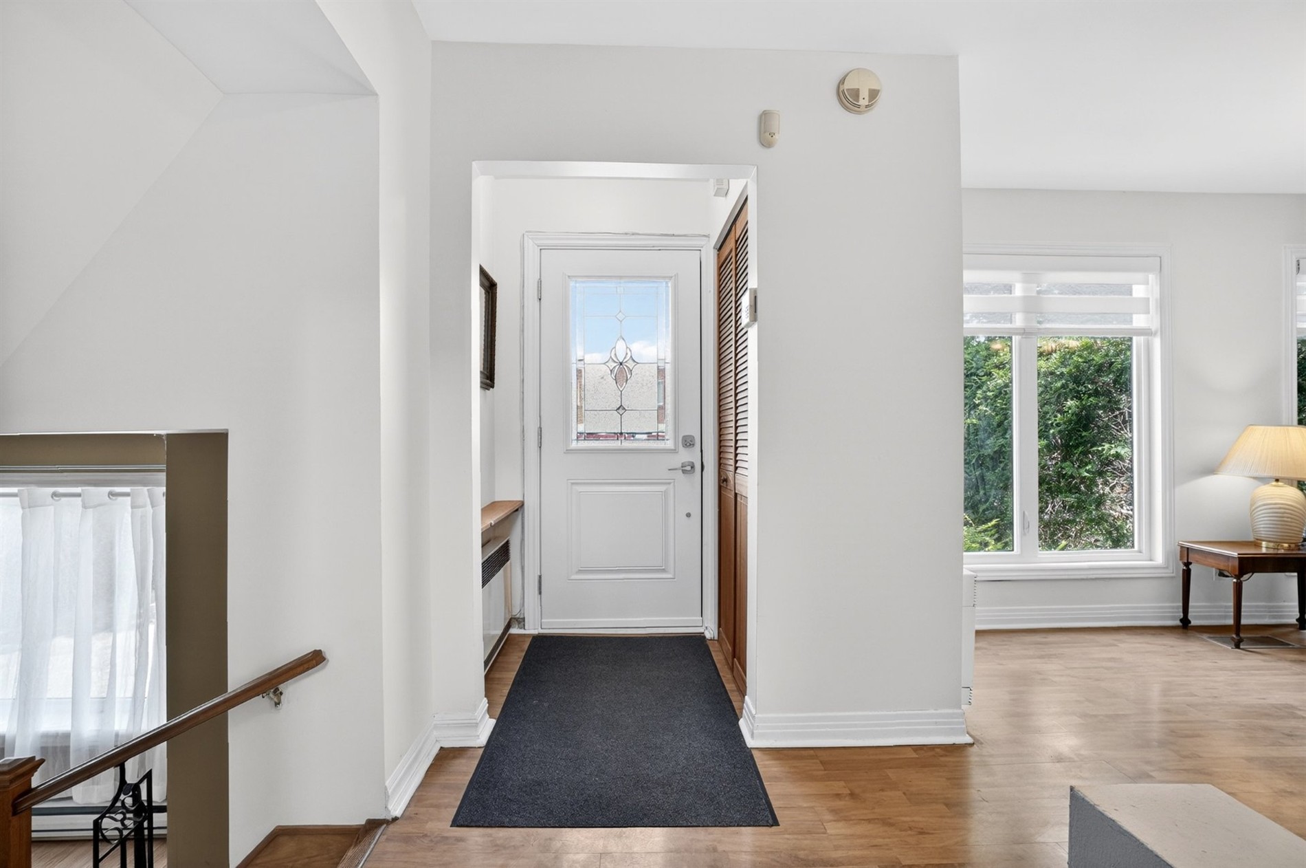 1535 Rue Sauvé E. — photo 1