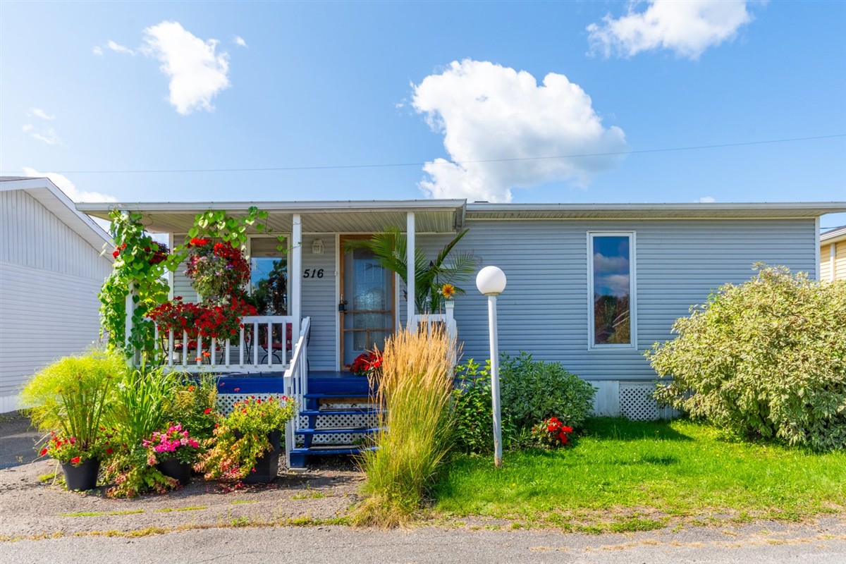 Maison mobile - 516 Ch. des Habitations-des-Monts, Saint-Sauveur