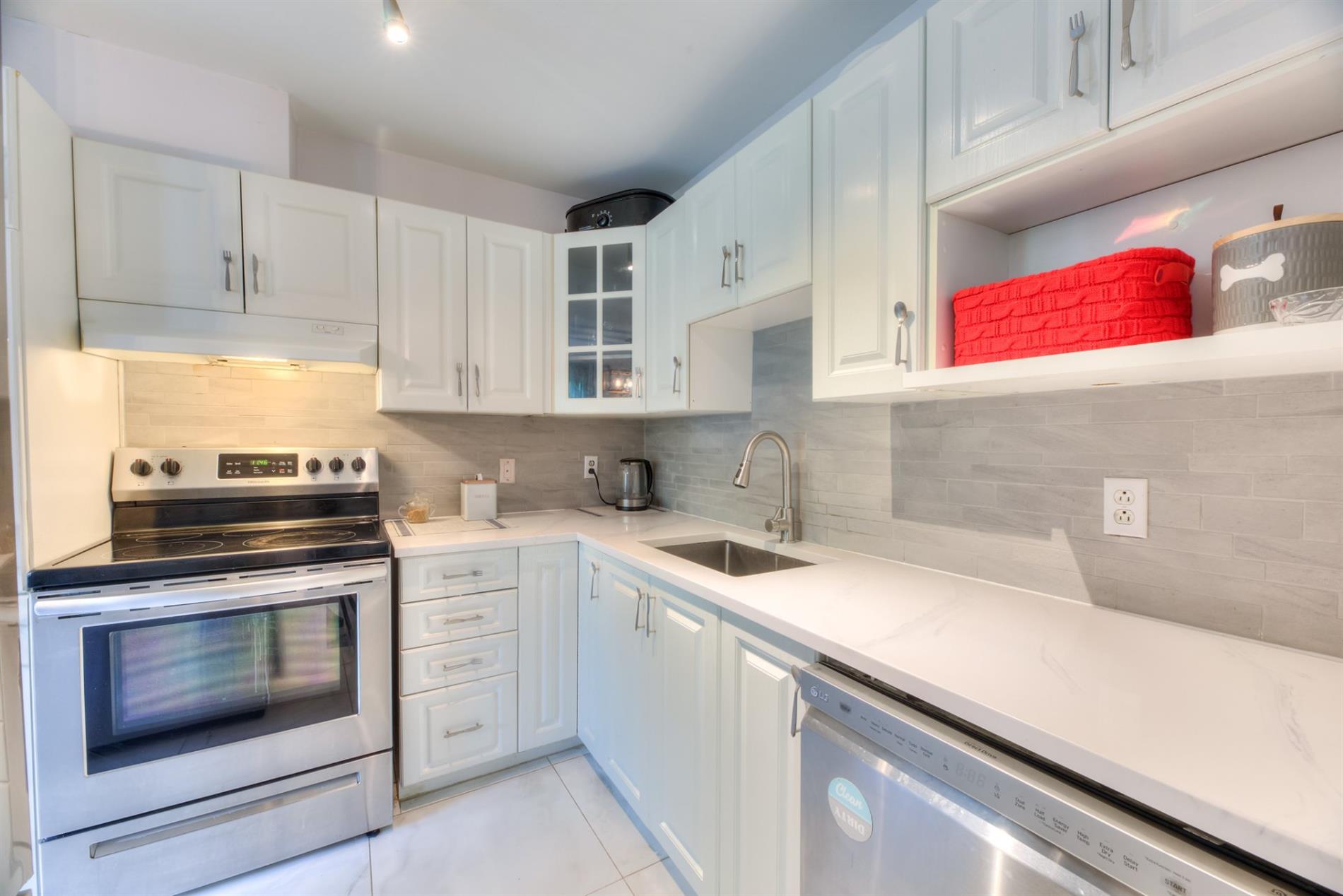 27-513 Rue de Cherbourg — photo 1
