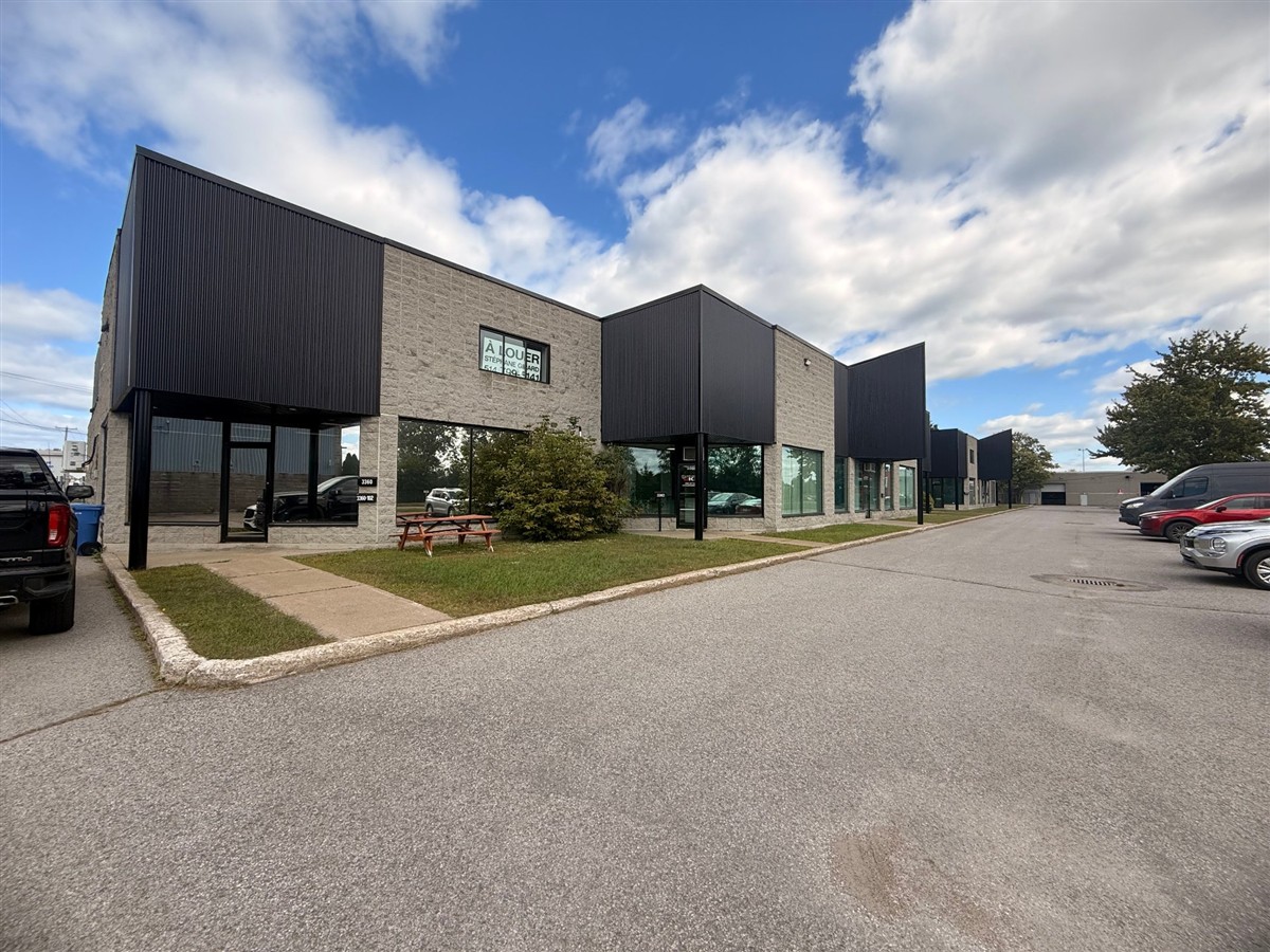 Location d'espace industriel à louer, Terrebonne, photo 1 de 26