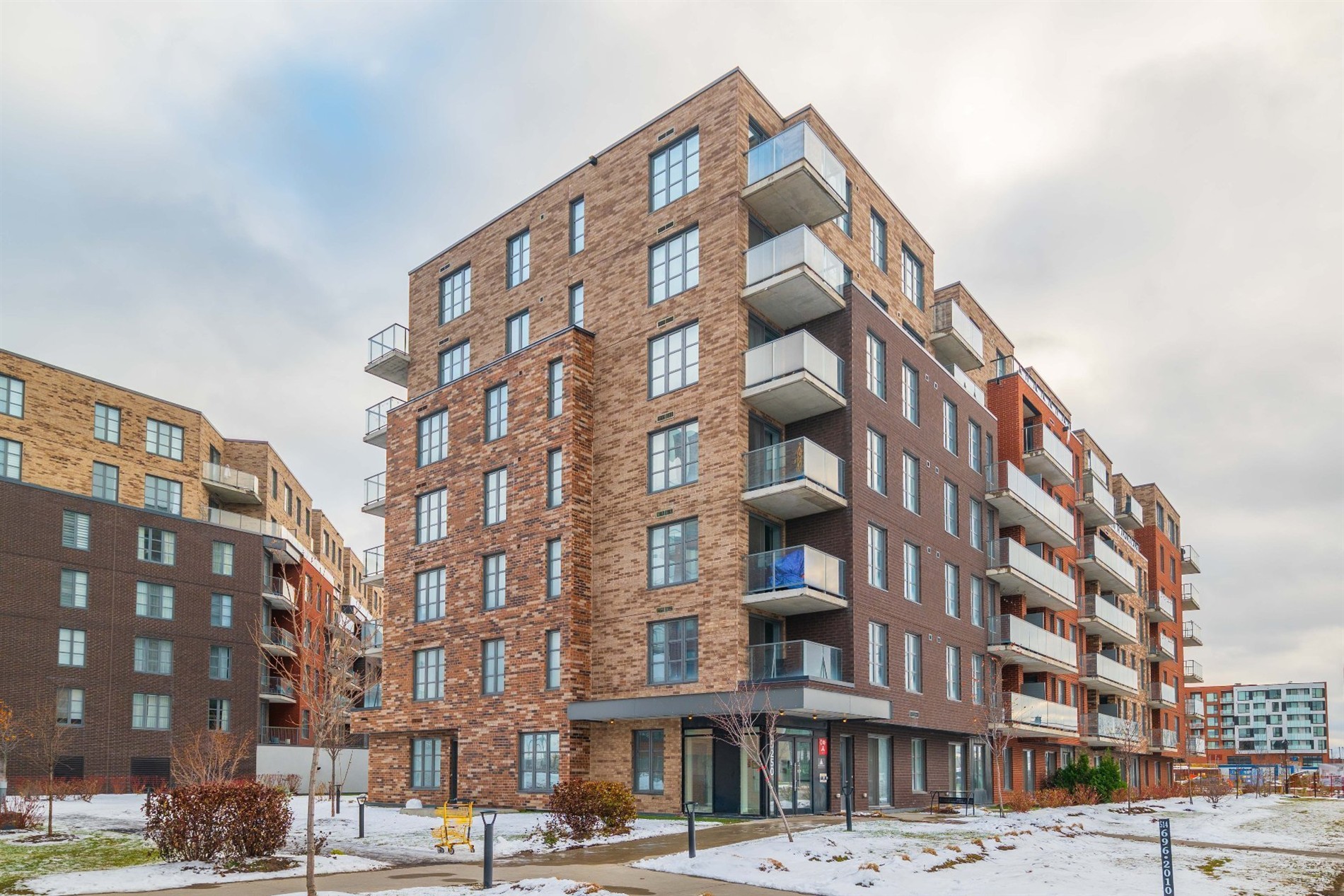5250 Boul. Henri-Bourassa O. — photo 1