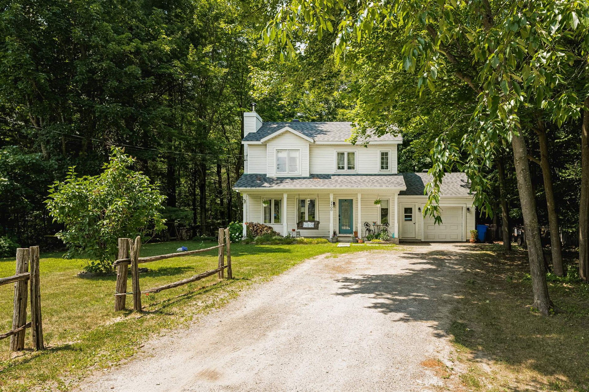 2400 Côte St-Charles — photo 1