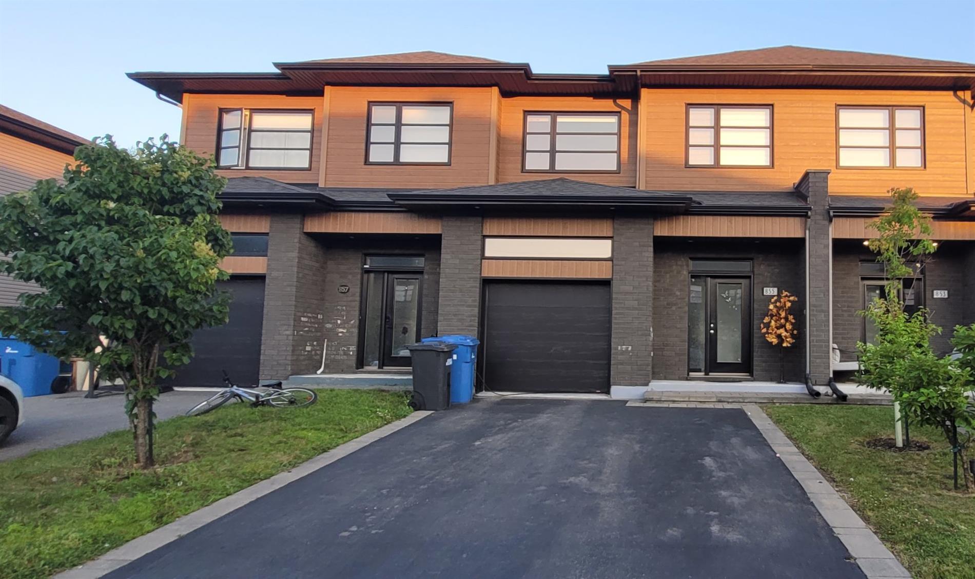 855 Rue des Criquets — photo 1