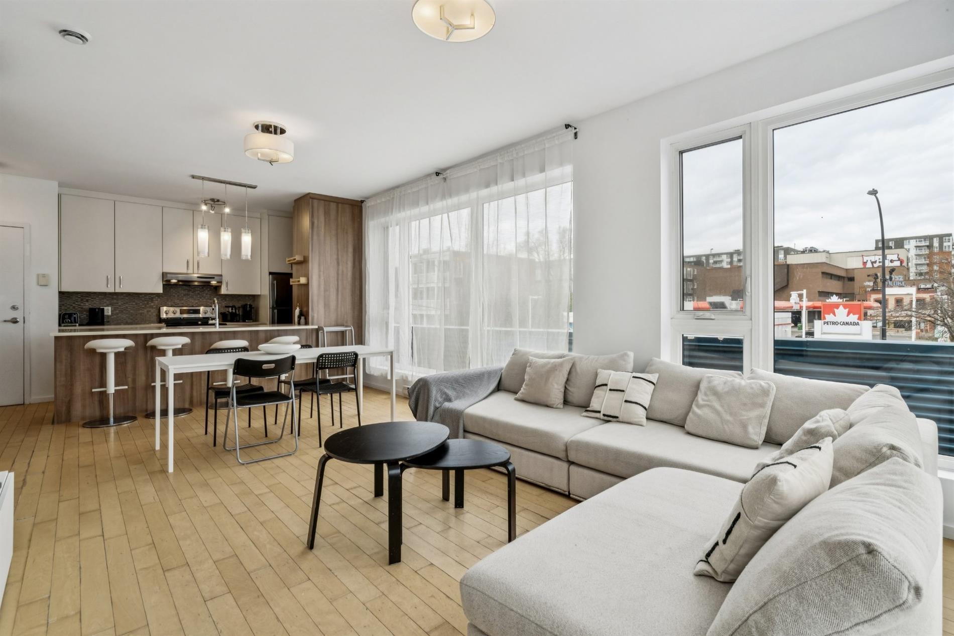 10700 Rue Berri