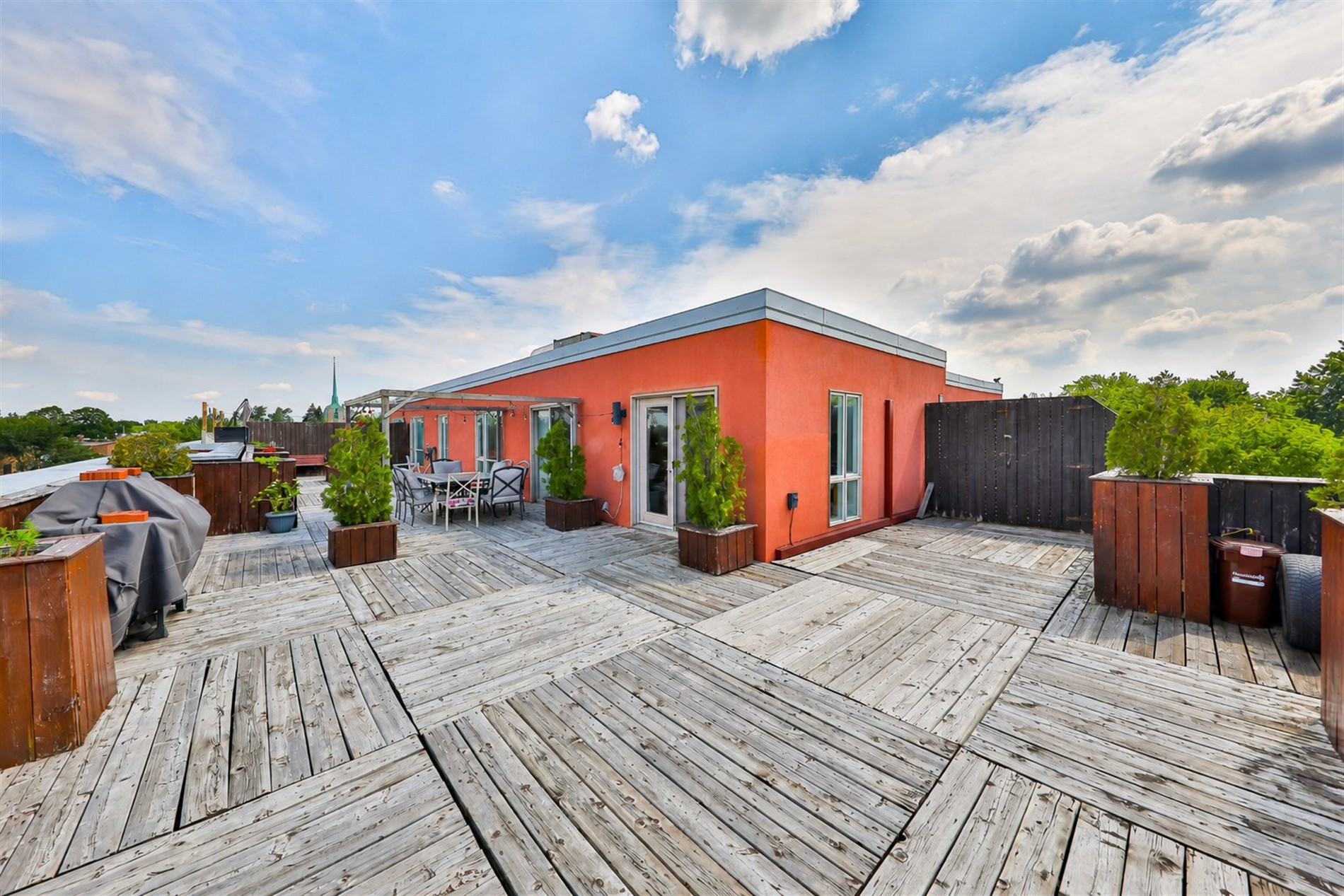 302-10260 Av. Péloquin — photo 1