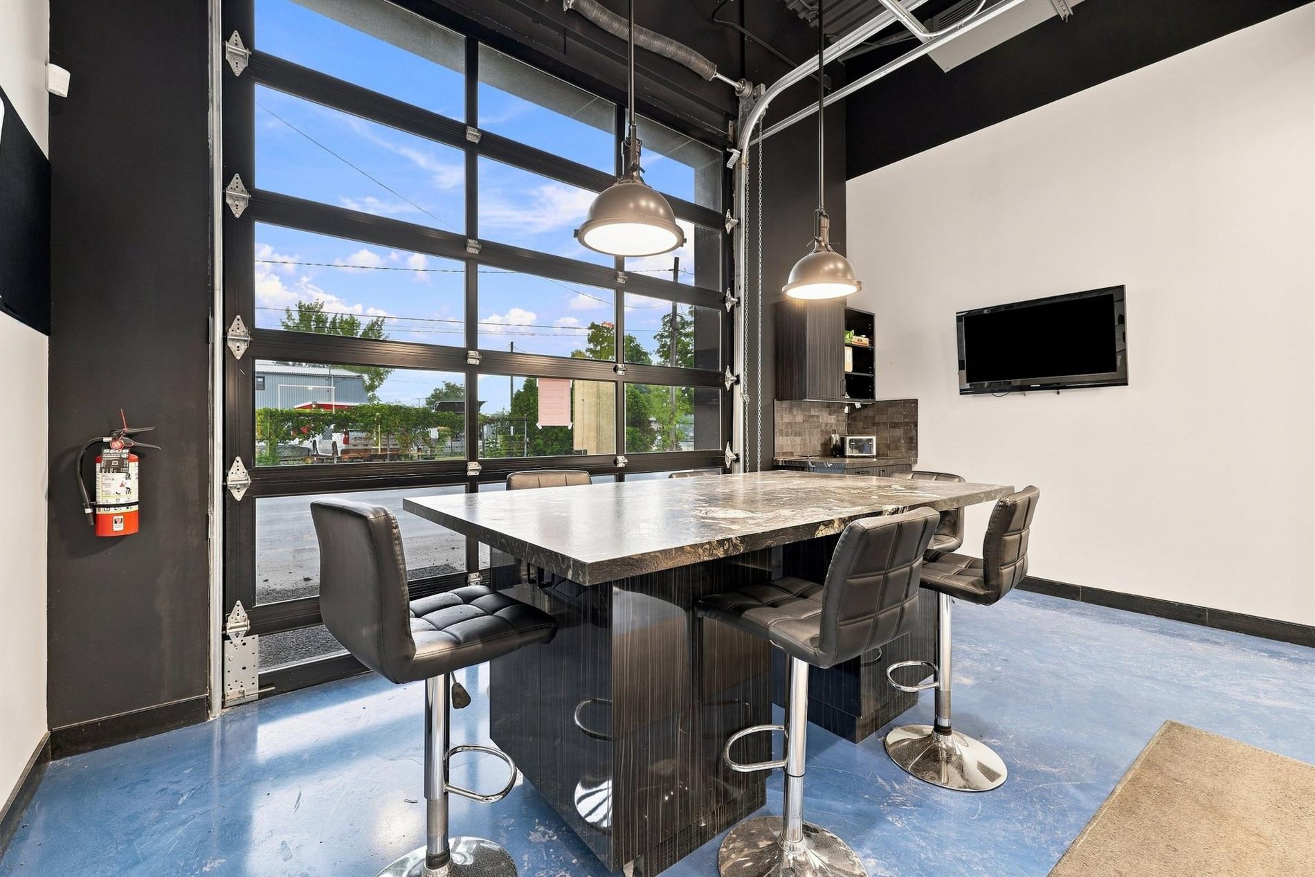 1261 Av. de la Gare — photo 2