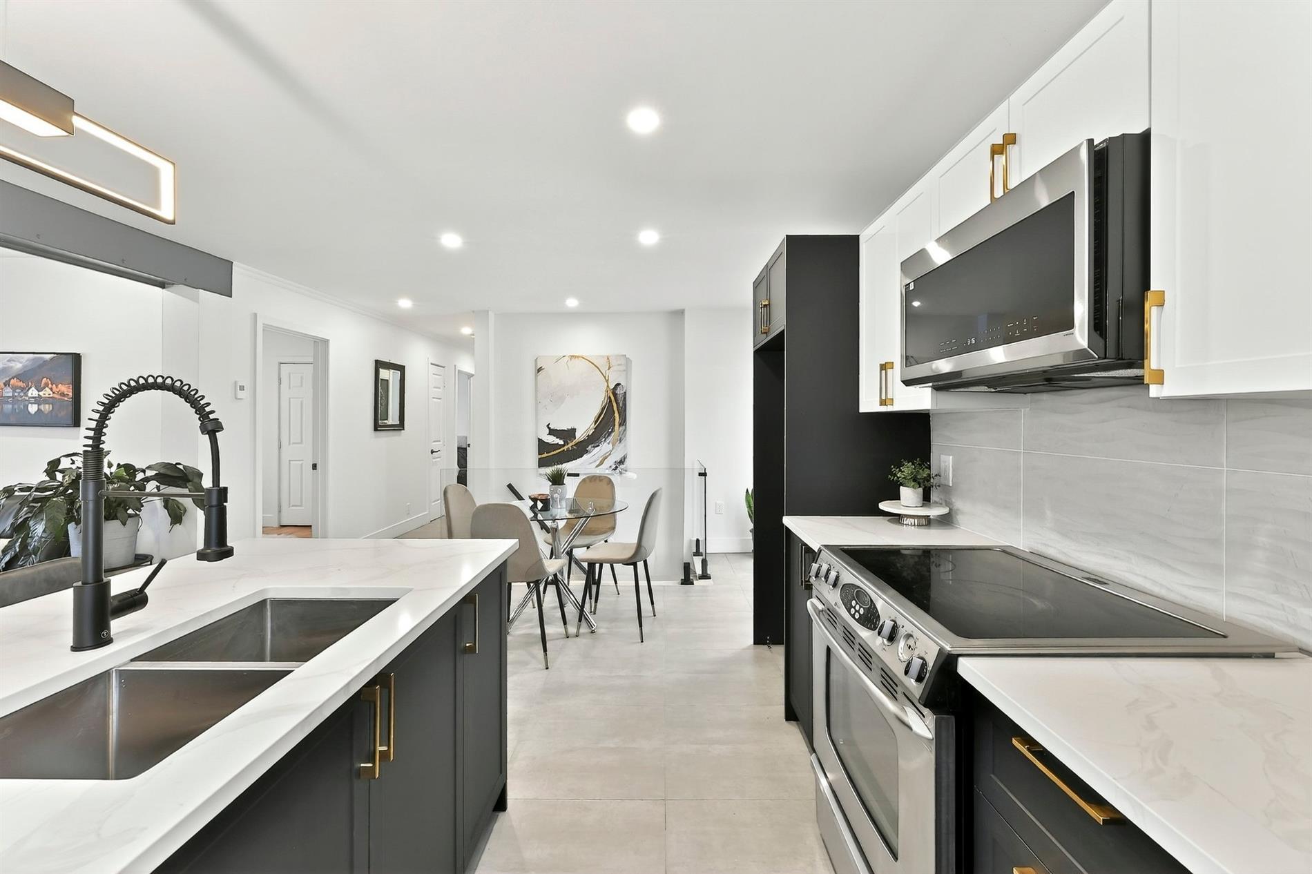 260 7e Avenue — photo 3
