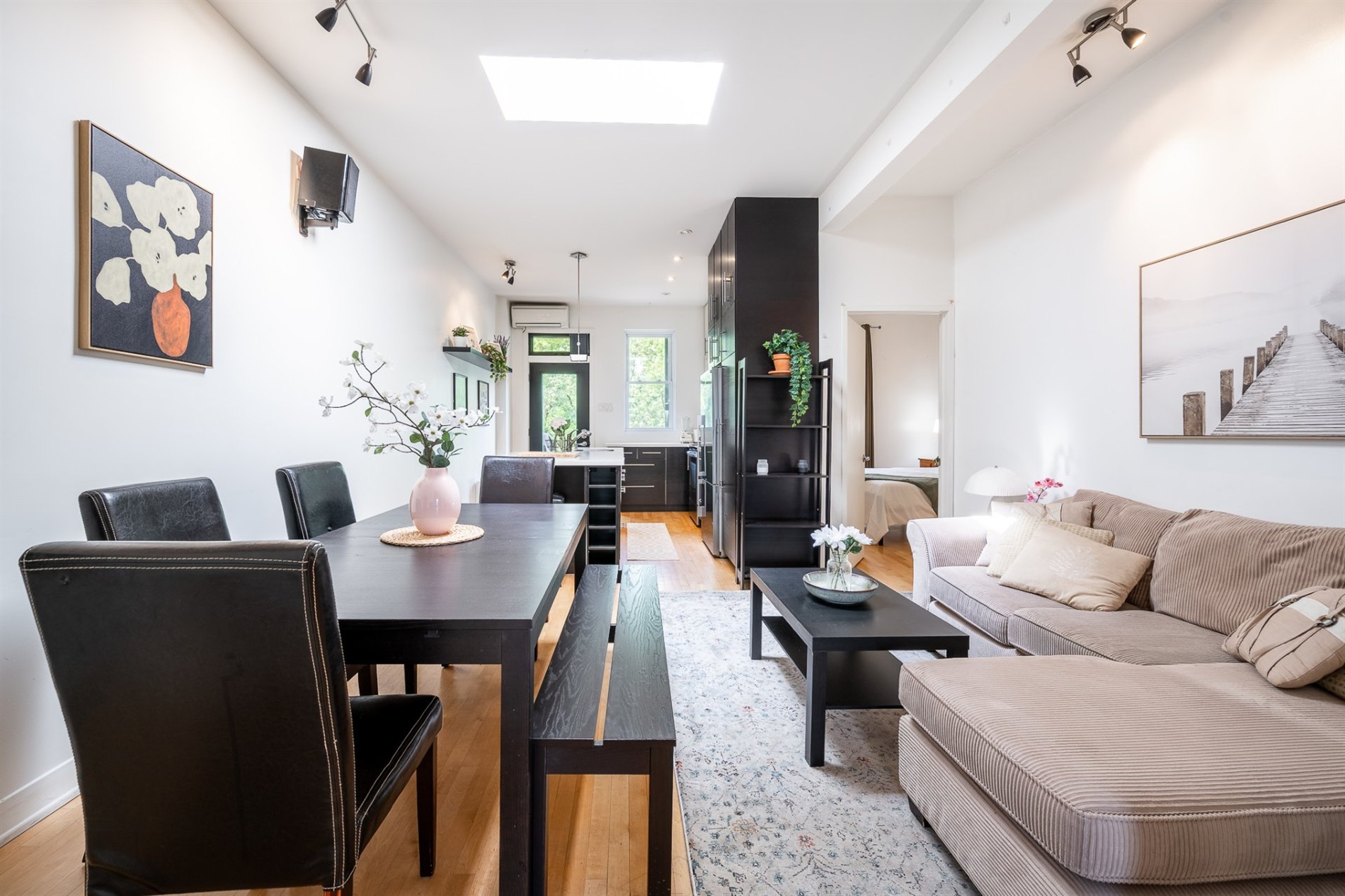 5560 Rue St-Denis — photo 1