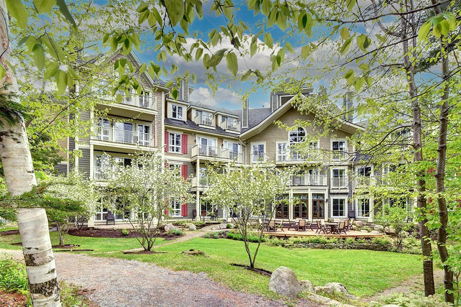 150 Ch. du Curé-Deslauriers — photo 1