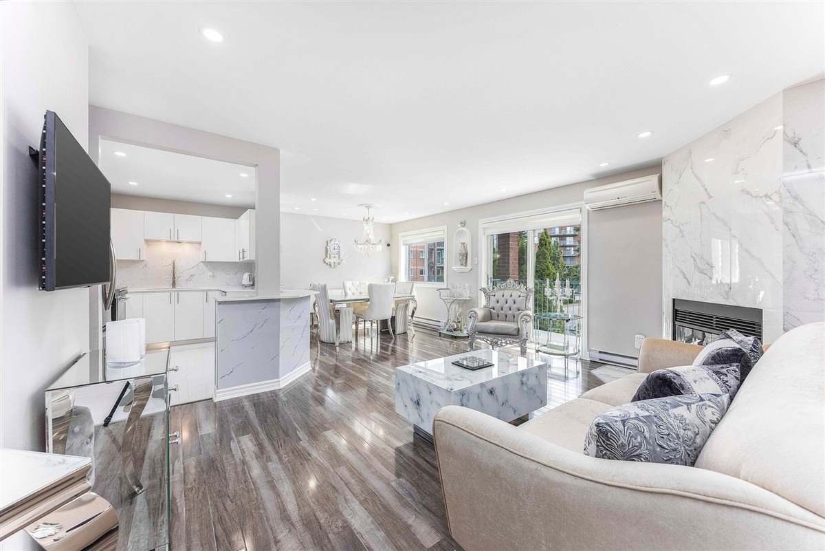Apartment / Condo - 987 Av. St-Charles, Laval (Chomedey)