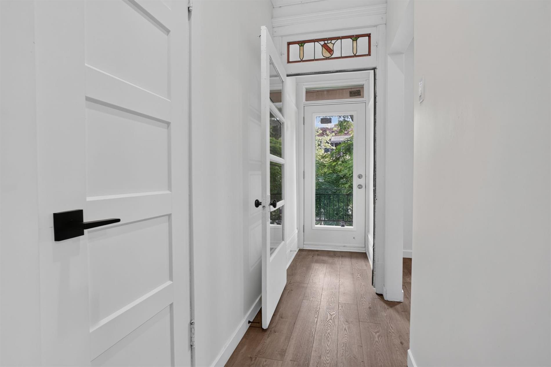 1685-1689 Av. Aird — photo 2