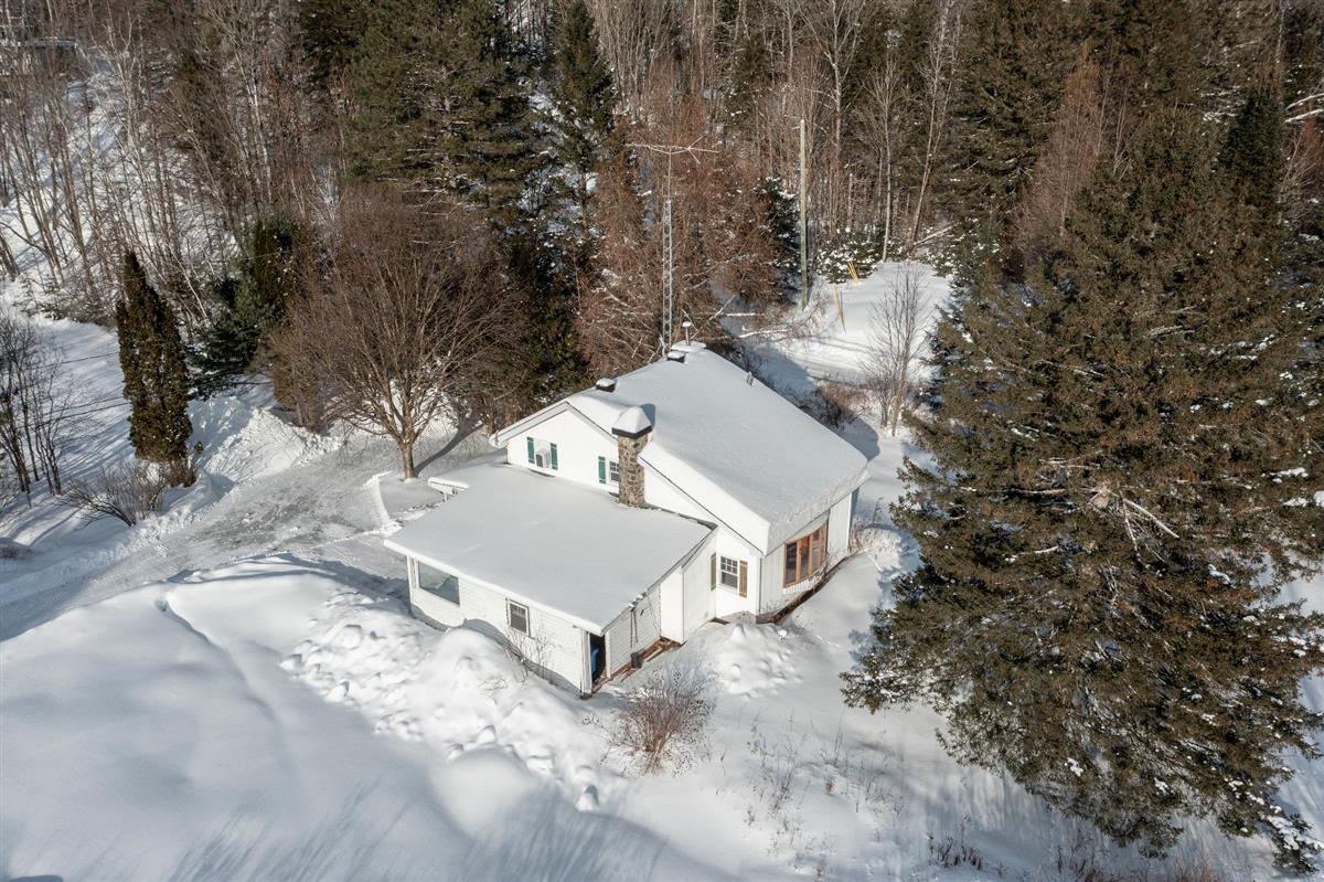 Vue 2 de la propriété réf. 20480406 – 903 Ch. du Lac-Renaud J8B 2T5