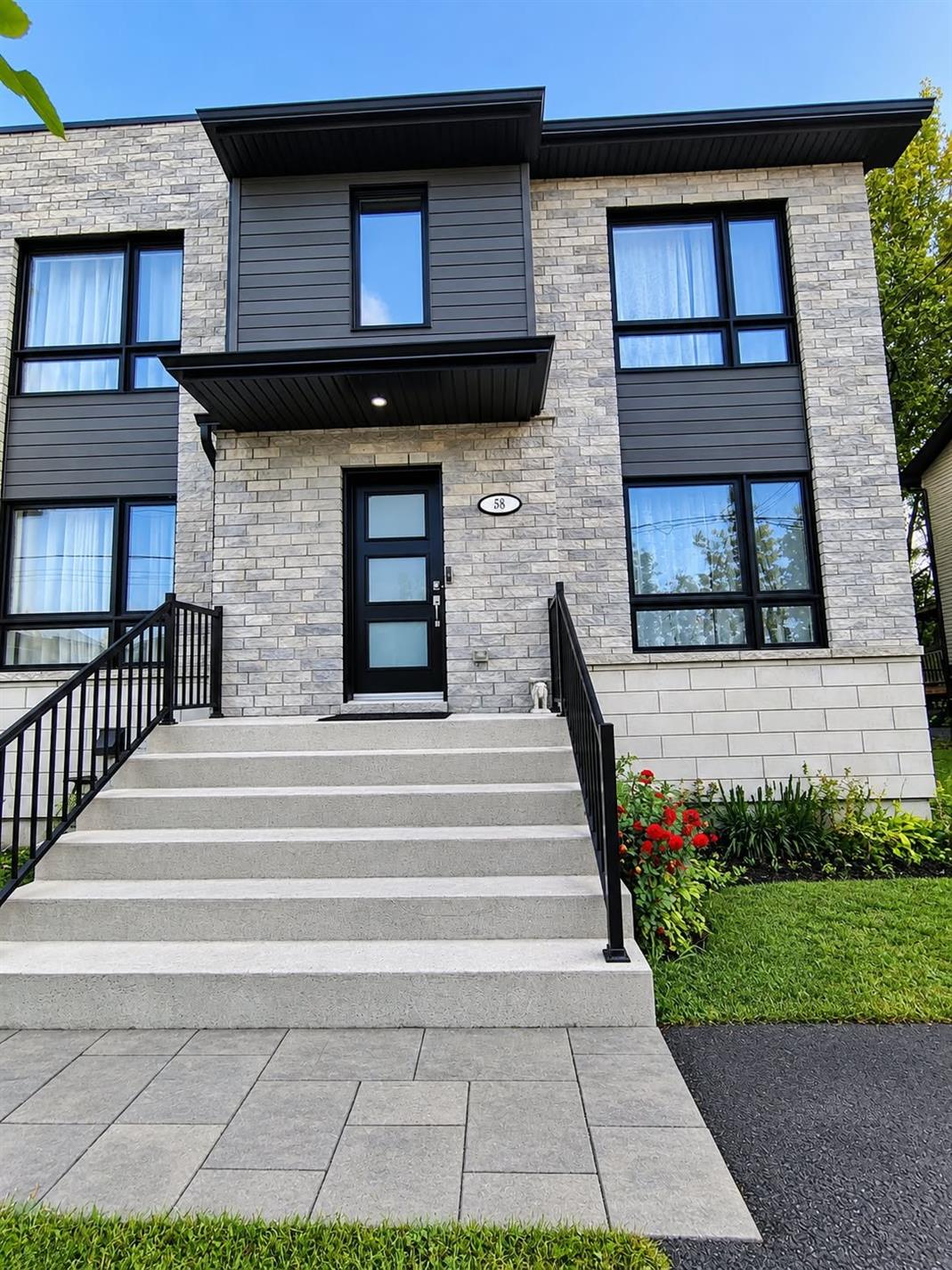58 Rue Charles-Larocque — photo 1