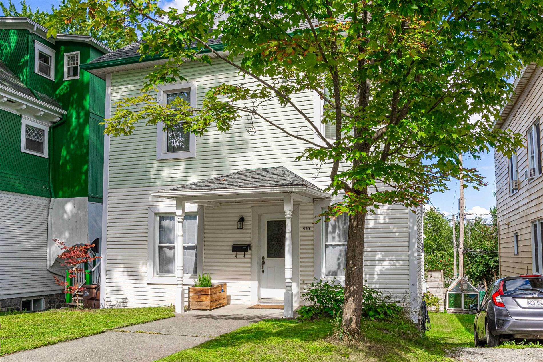 310 Rue Laurier — photo 1