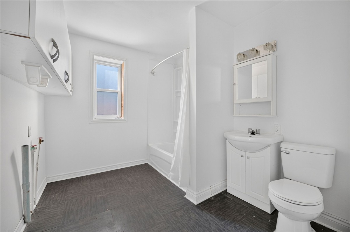 Vue 13 de la propriété réf. 13592358 – 62-64 Rue Charles-Desjardins J7Z 1S1