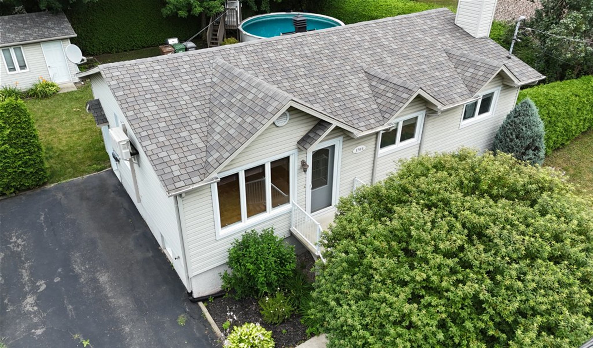 1765 Rue St-Jacques — photo 1