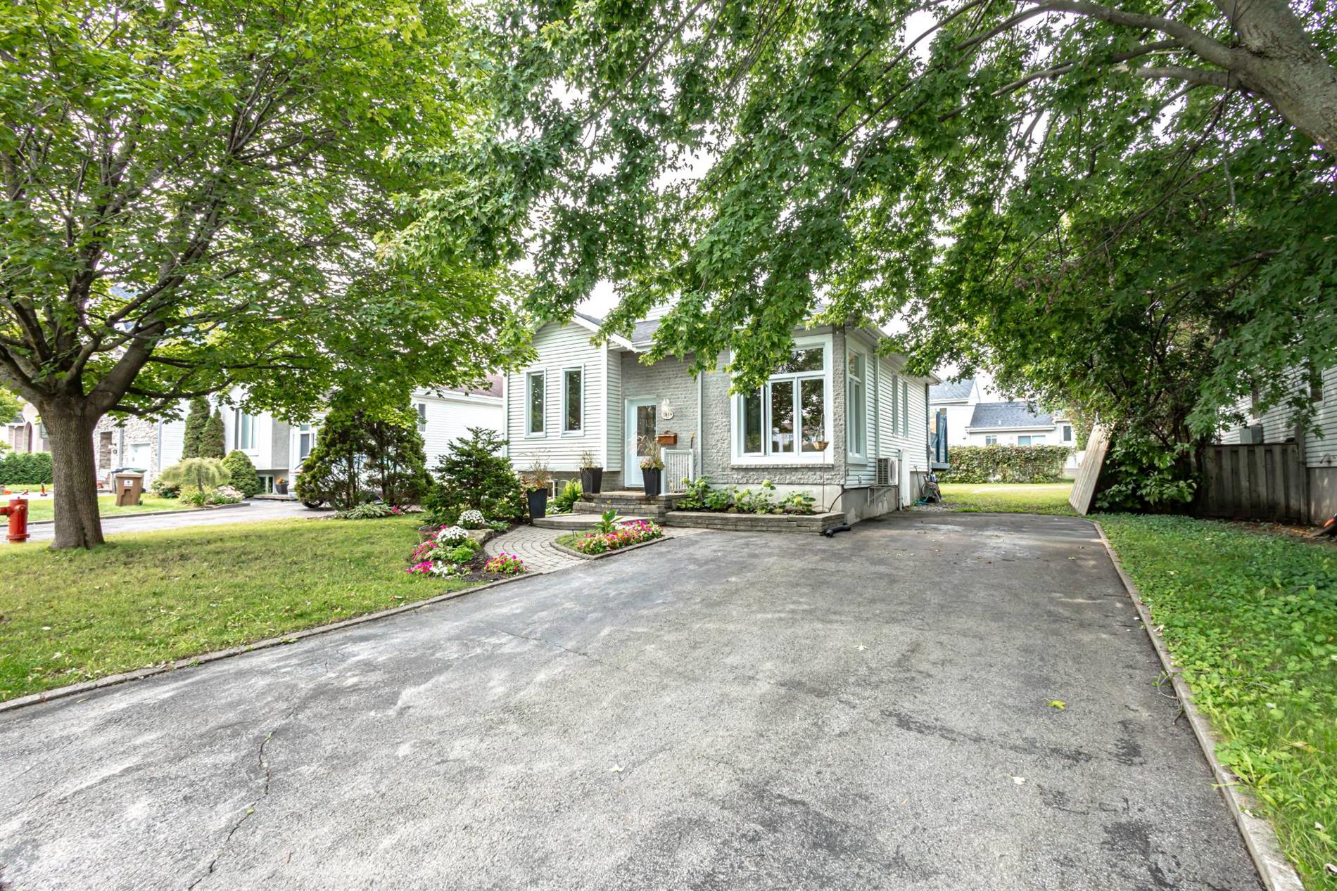 2809 Rue Marius-Barbeau — photo 2