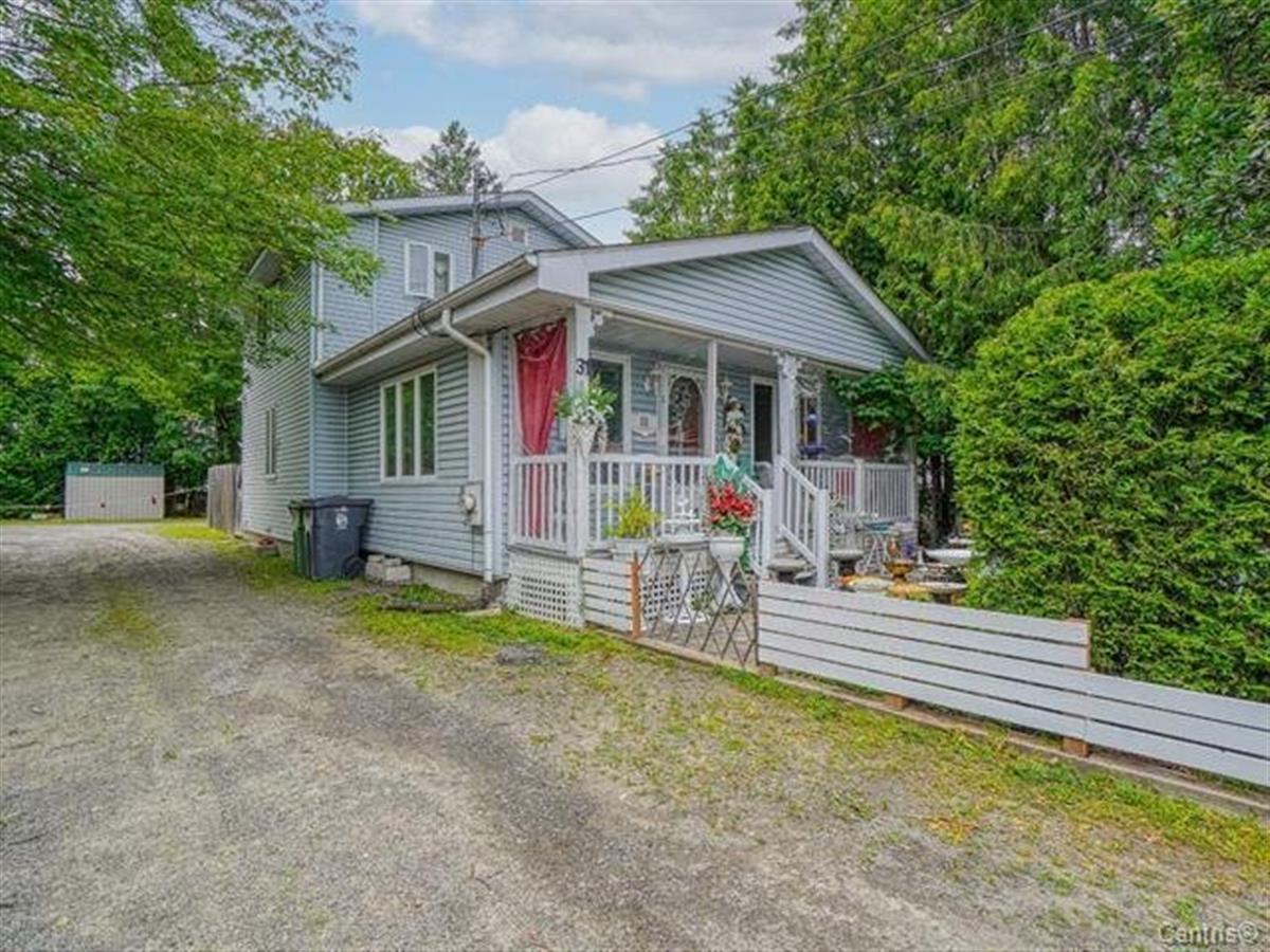 Maison à étages - 31 Av. St-Denis, Saint-Sauveur