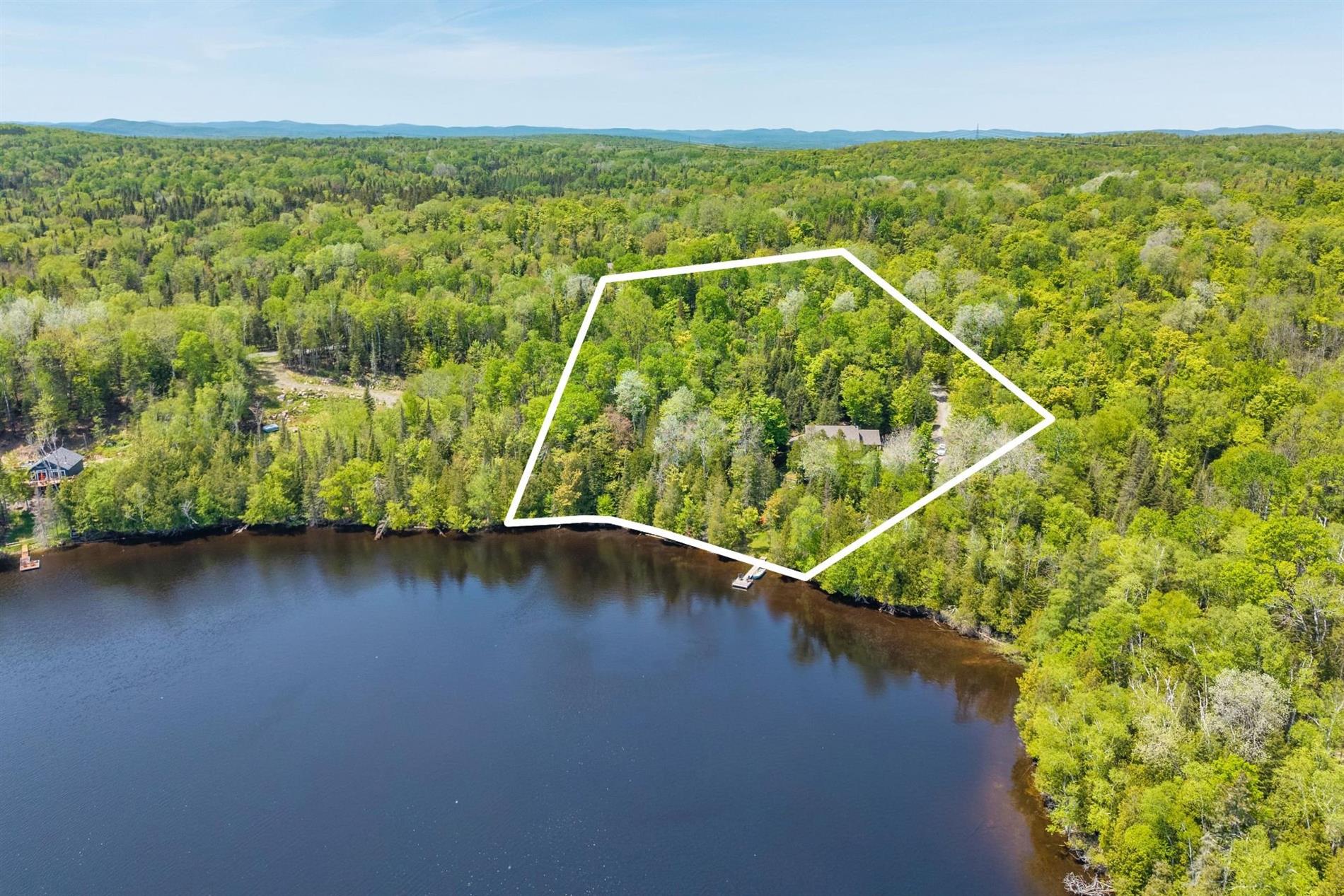 1816 Ch. du Lac-Boileau O. — photo 1