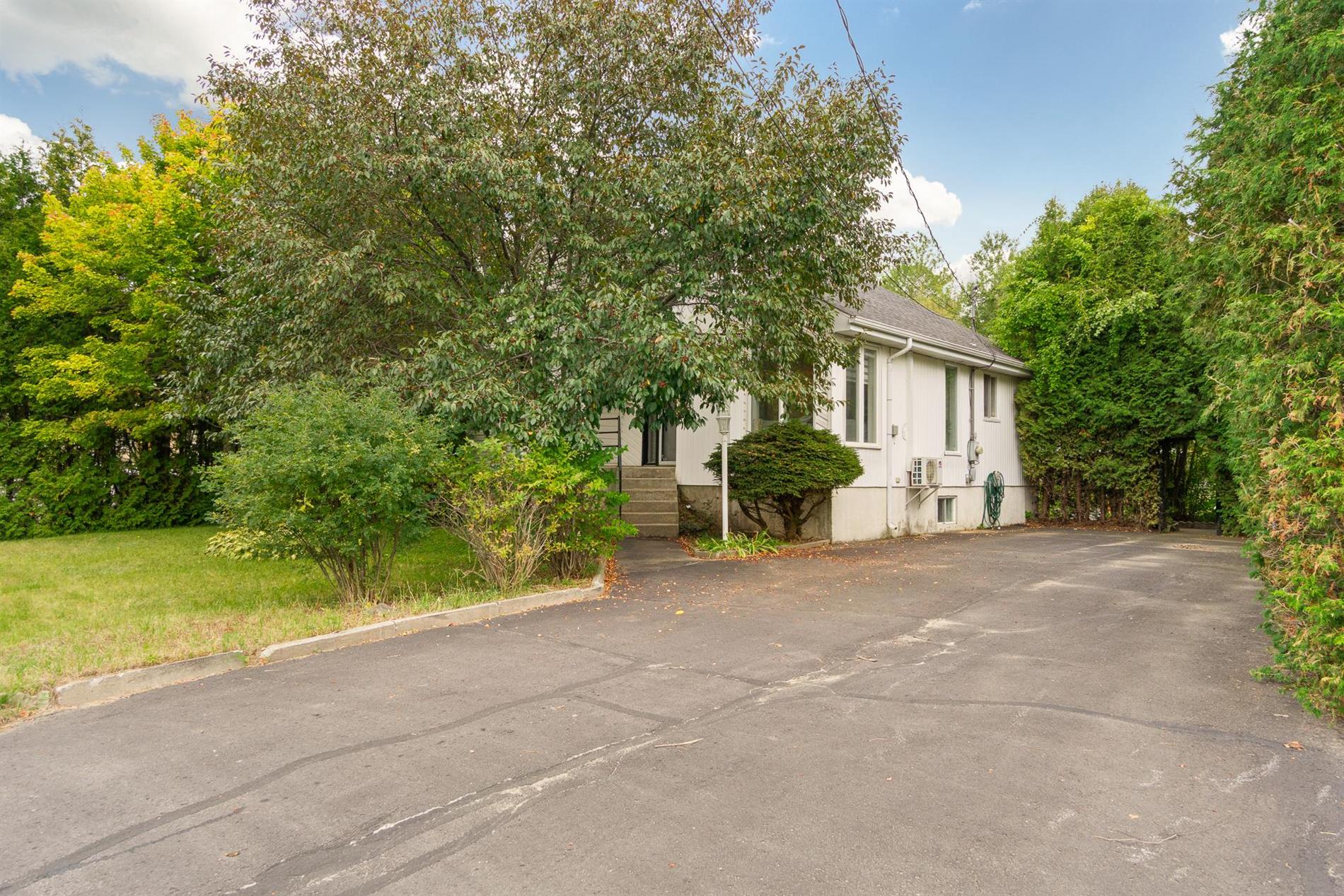 1146 Rue St-Alexis — photo 3