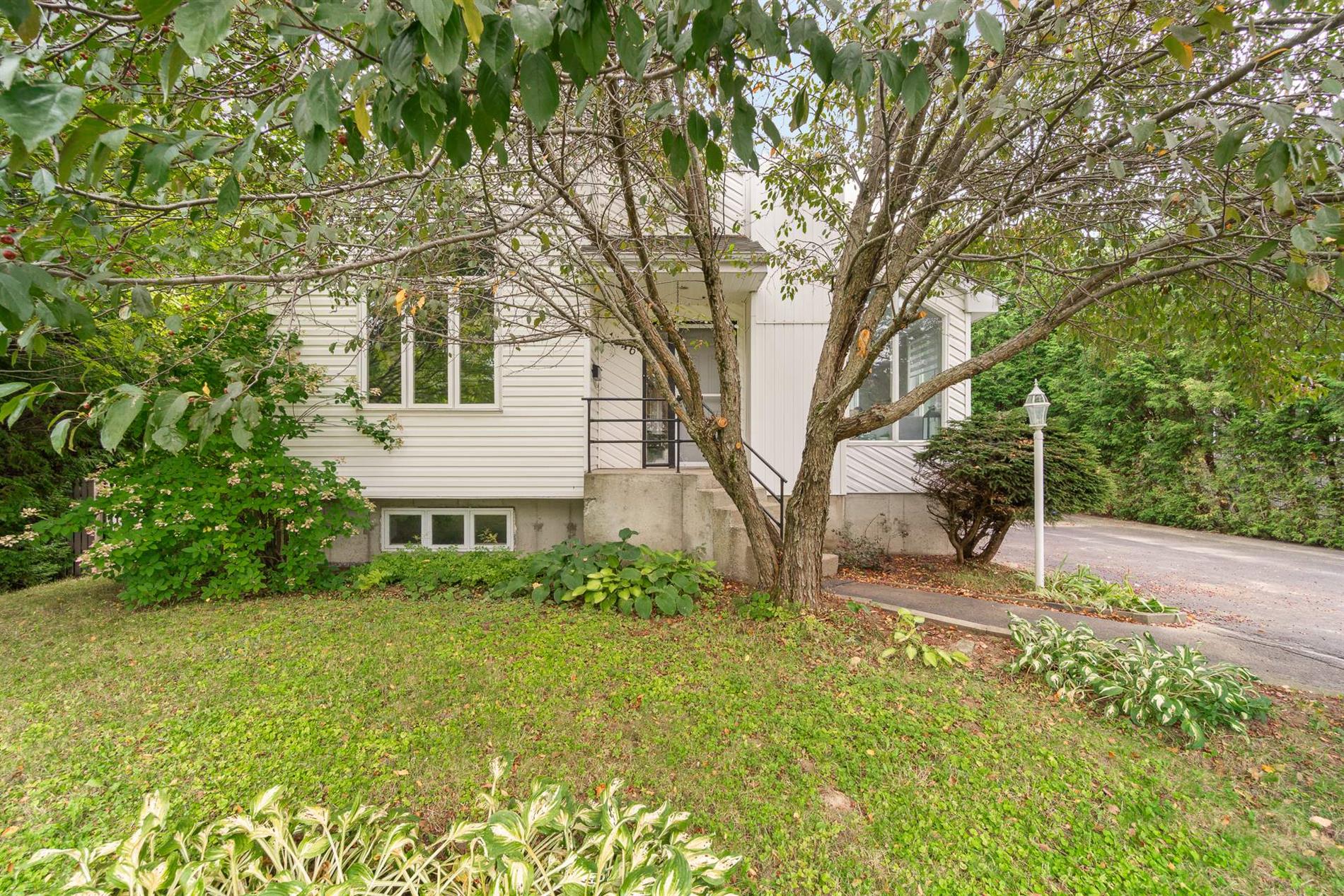 1146 Rue St-Alexis — photo 2