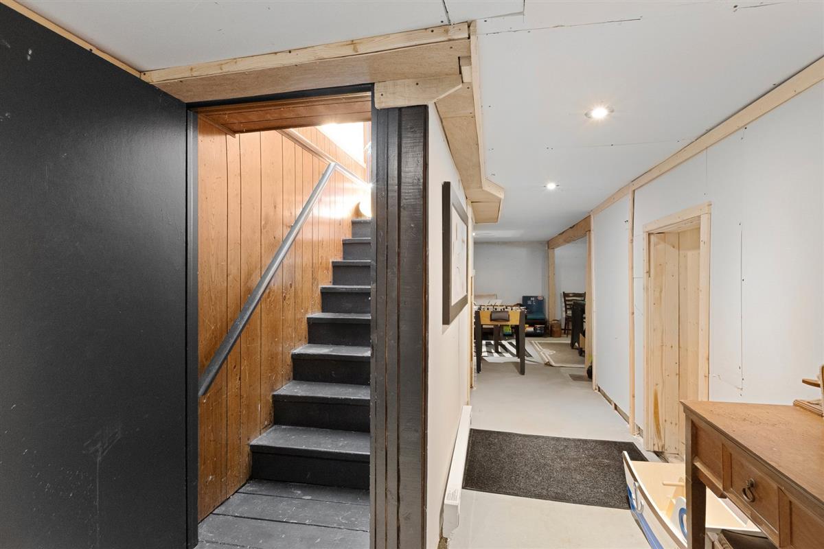 Vue 33 de la propriété réf. 12820780 – 1208 Ch. de Ste-Anne-des-Lacs J0R 1B0