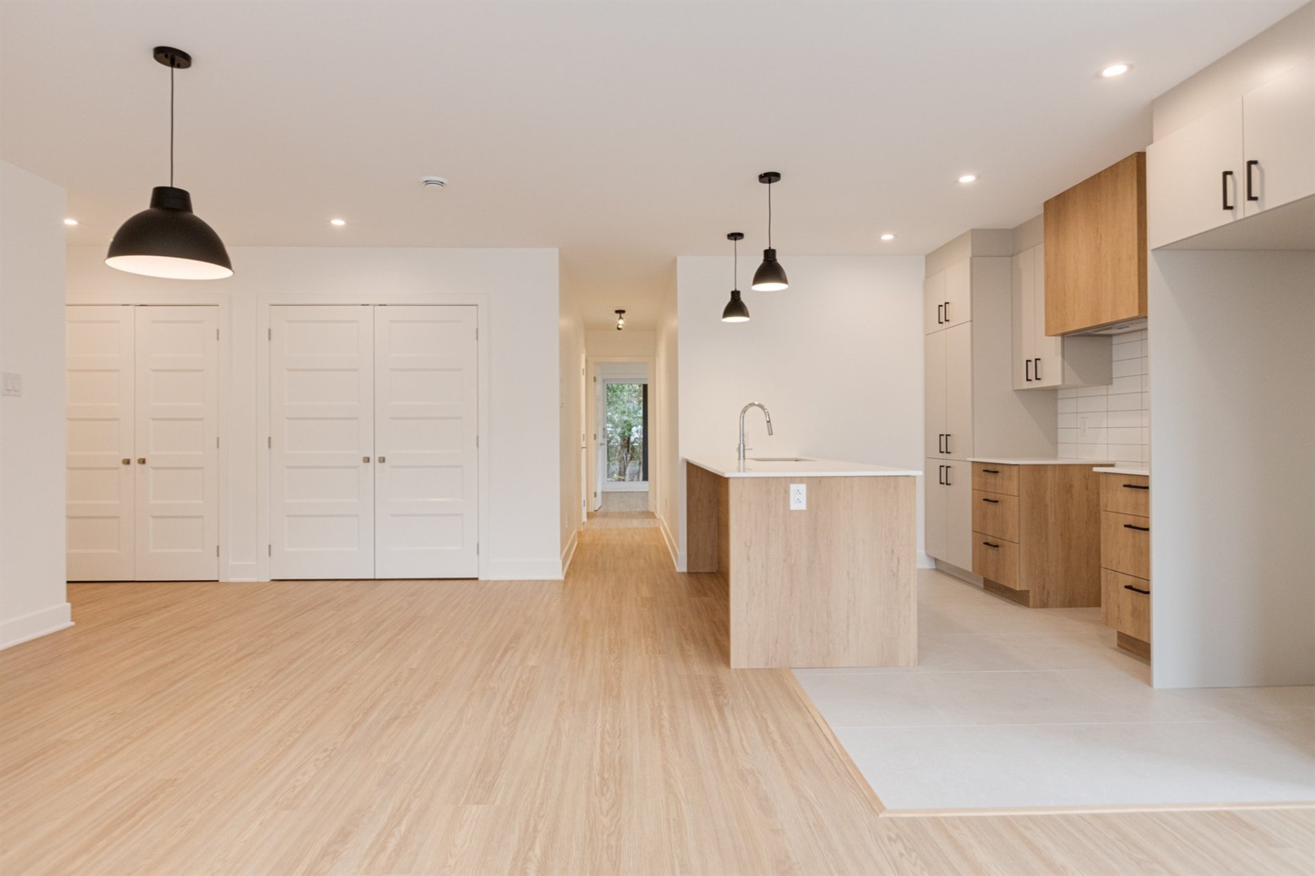 10833 Av. Lausanne — photo 1