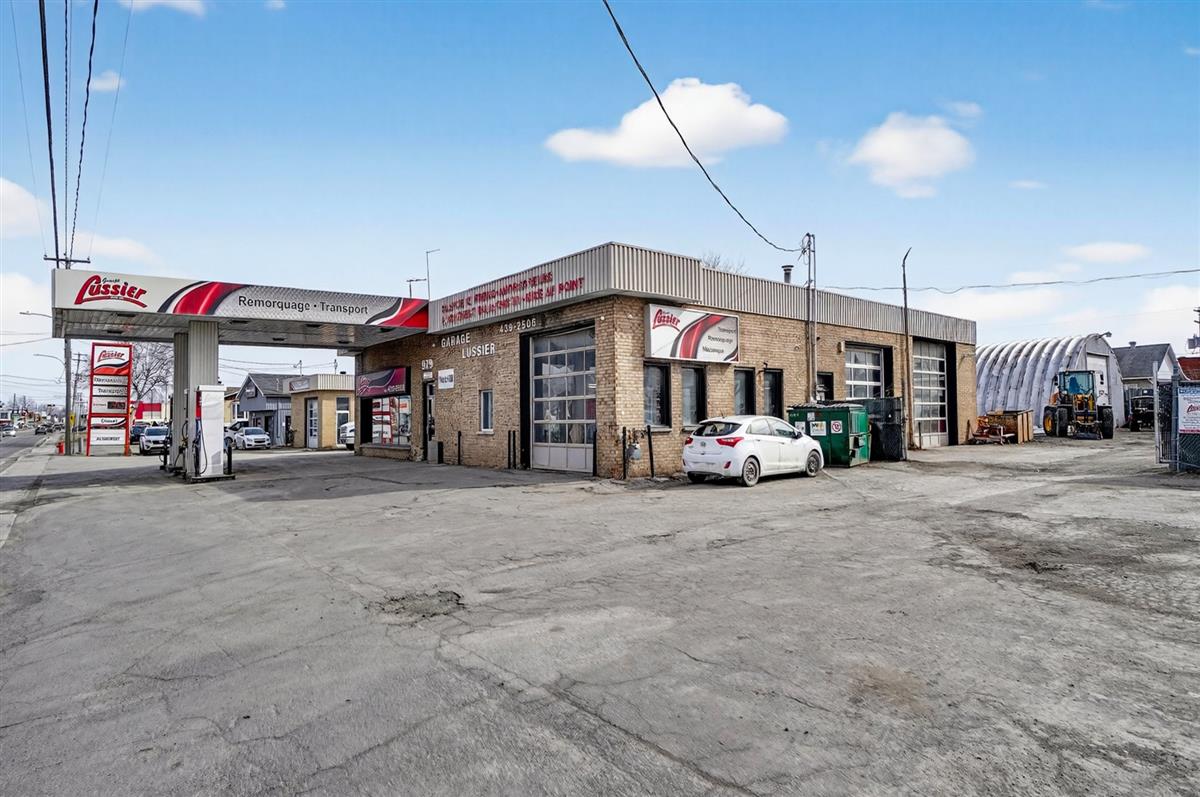Commercial building / Office - 975-979 Rue St-Isidore, Saint-Lin/Laurentides
