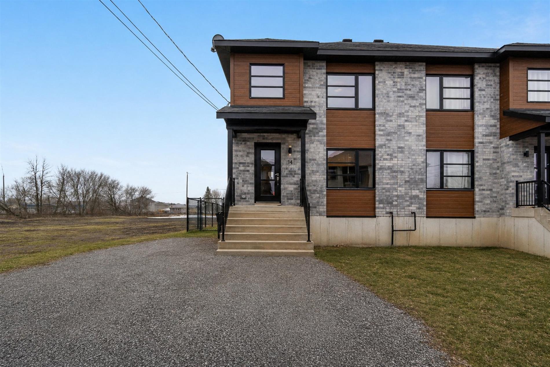 14 Rue Daniel-Galipeau — photo 2